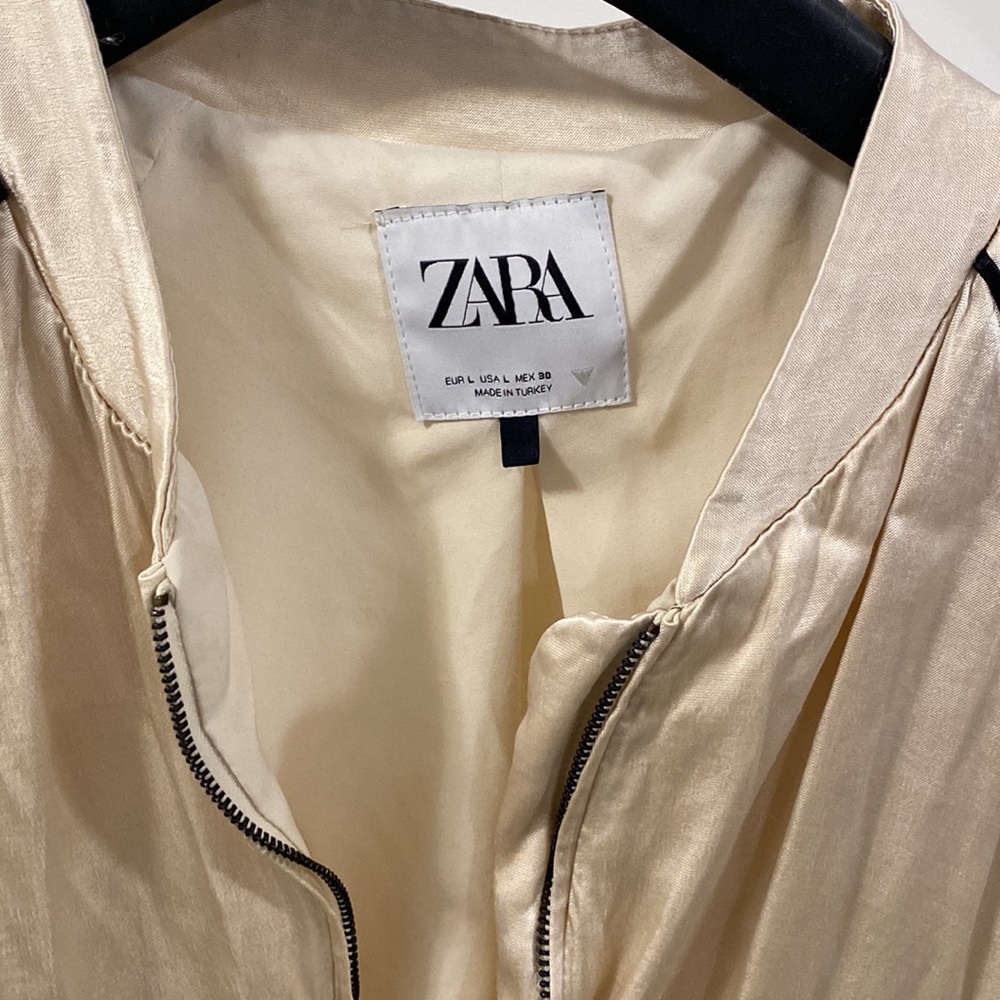 Silk jacket - Picture 2 of 4